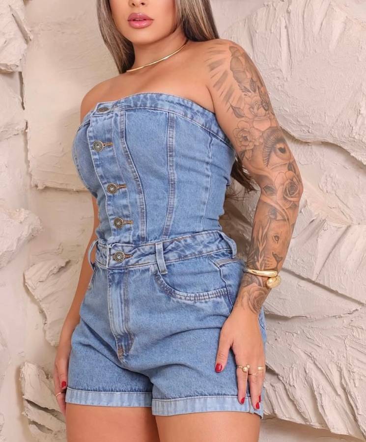 Macacão jeans curto