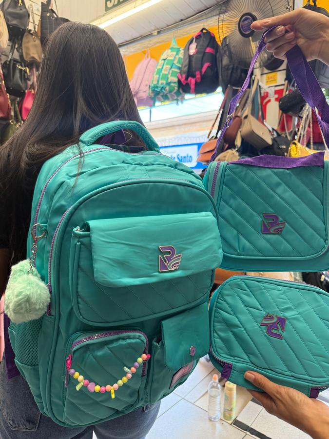 Kit mochila( mochila +estojo+ merendeira têrmica