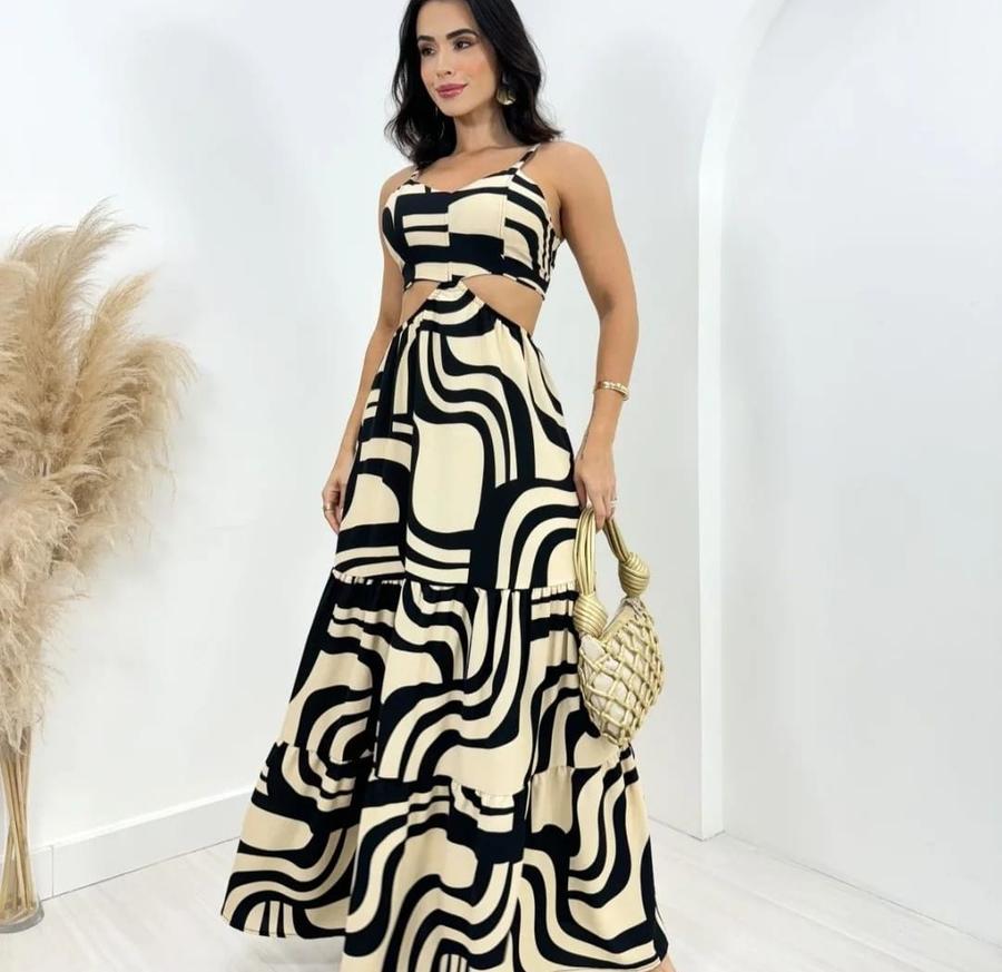 Vestido longo recorte lateral