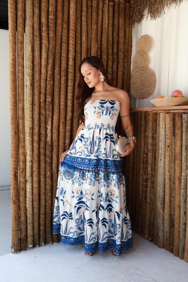 Vestido tomara que cai